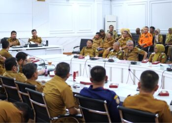 Kang Rey Pimpin Briefing staff,Tegaskan Kebut Rancangan Perbup Pembatasan Kendaraan Berat Dan Penataan Kota