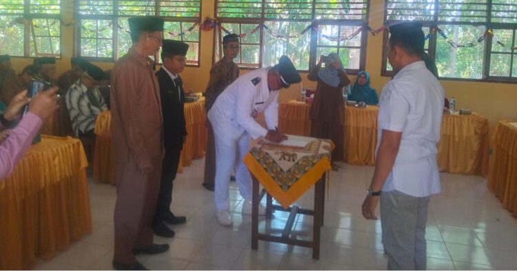 Pelantikan Sertijab, Pejabat Wali Nagari Koto Sani Dari Erinal Dianto ke Pj.Wali Nagari Jasman, S.Ag, Berjlan Baik dan Lancar