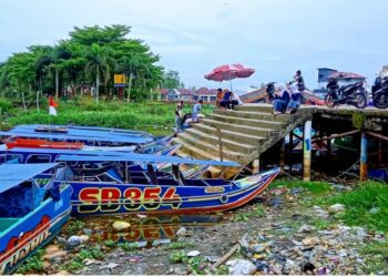 Suasana Menjelang Liburan Sekolah, Pelabuhan dan Terminal Tulung  Selapan Ilir OKI Masih Normal