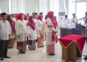 Bupati Lantik Pengurus Dekranasda Kabupaten Solok Periode 2025-2030