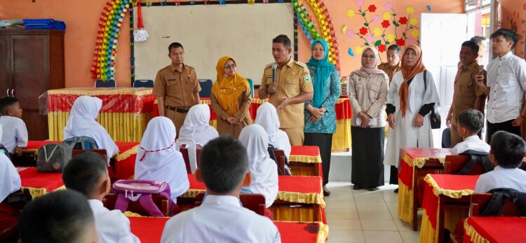 Bupati Solok Launching Program Makan Bergizi Gratis (MBG) Perdana di Kabupaten Solok