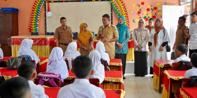Bupati Solok Launching Program Makan Bergizi Gratis (MBG) Perdana di Kabupaten Solok