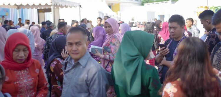 Ketua Dekranasda Kabupaten Solok Hadiri Puncak Peringatan HUT Dekranasda ke-45 Tahun 2025 di Samarinda