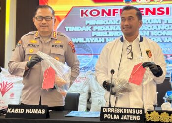 Polda Jateng Tangkap Pelaku Pengoplos Gula Ilegal Yang Rugikan Masyarakat Dan Pemilik Merk