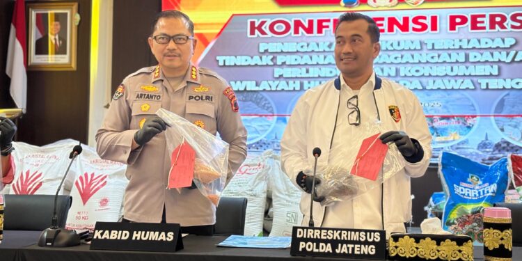 Polda Jateng Tangkap Pelaku Pengoplos Gula Ilegal Yang Rugikan Masyarakat Dan Pemilik Merk