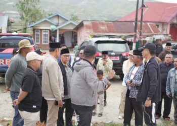 Bupati Solok Kunjungi Warga Terdampak Bencana Angin Puting Beliung