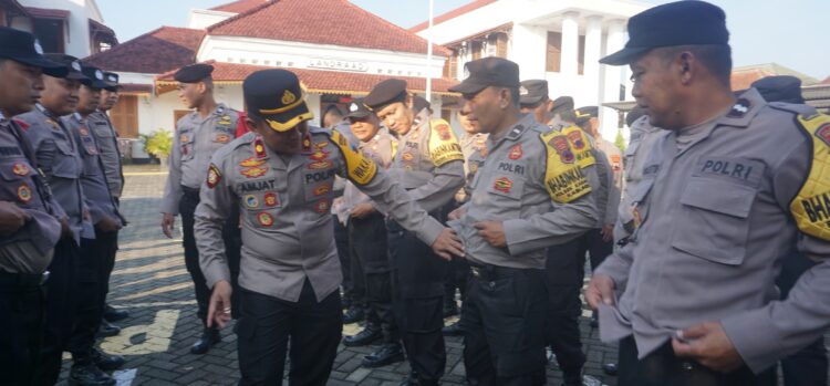 Polres Purbalingga Amankan Aksi Solidaritas LSM di Pengadilan Negeri