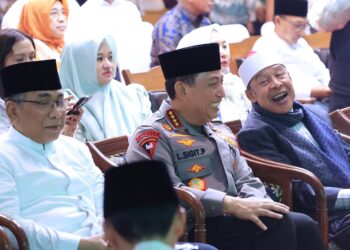Kapolri Hadiri Haul Pondok Bubtet Pesantren di Cirebon, Ulama dan Polri saling Melengkapi