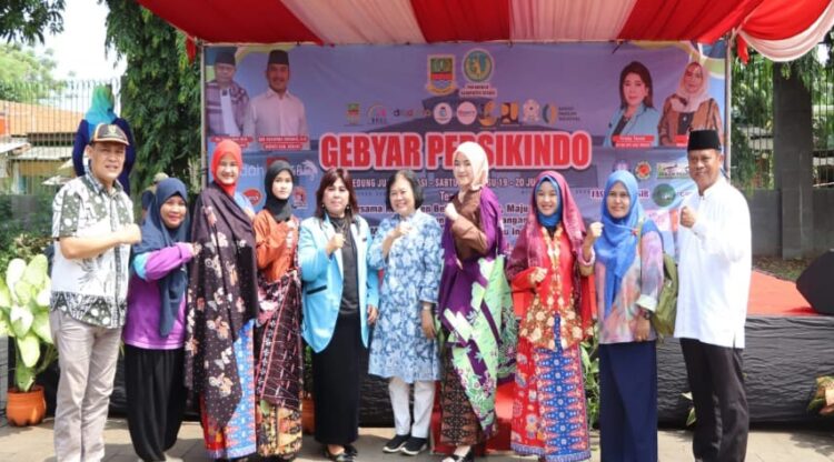 Persikindo DPC Kabupaten Bekasi Menggelar Pasar Murah dan Pameran Produk UMKM di Halaman Gedung Juang, Kecamatan Tambun Selatan