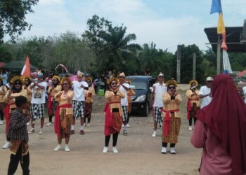 Warga Margo Bhakti Rayakan HUT RI Ke 80 Menampilkan Acara Karnaval