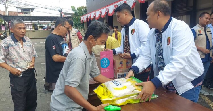 Satgas Pangan Polda Jateng Gelar Gerakan Pangan Murah, Warga Antusias Dapat Beras Murah