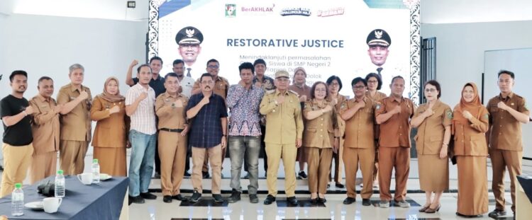Bupati Simalungun Fasilitasi Permasalahan Guru dan Siswa di SMP Negeri 2 Tapian Dolok Melalui Restorative Justice