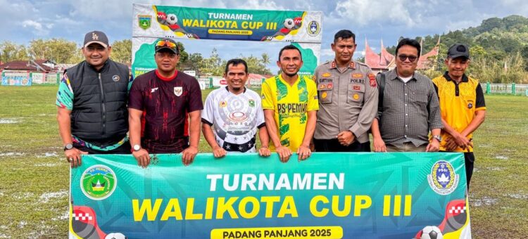 Pemkab Solok Juara. Sejarah Terukir, Piala Bergilir Diboyong ke Bumi Markisah