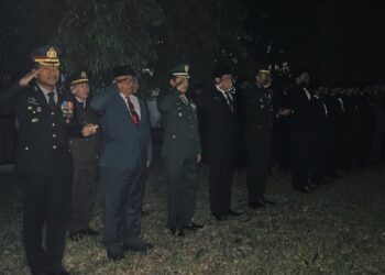 Kenang Jasa Para Pahlawan, Banyumas Gelar Apel Kehormatan dan Renungan Suci