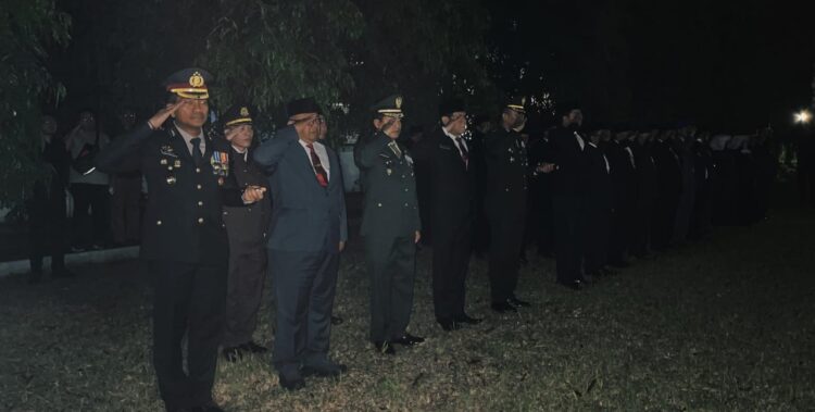 Kenang Jasa Para Pahlawan, Banyumas Gelar Apel Kehormatan dan Renungan Suci