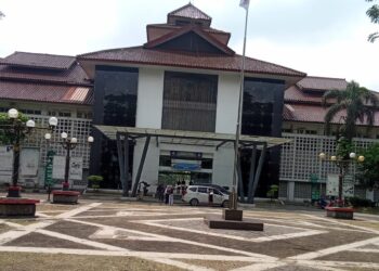 Sepinya Terminal Bus Bulu Pitu, Hidup Enggan, Mati Tak Mau, Oleh : Widoyo Satmoko (Wartawan Koran SINAR PAGI)