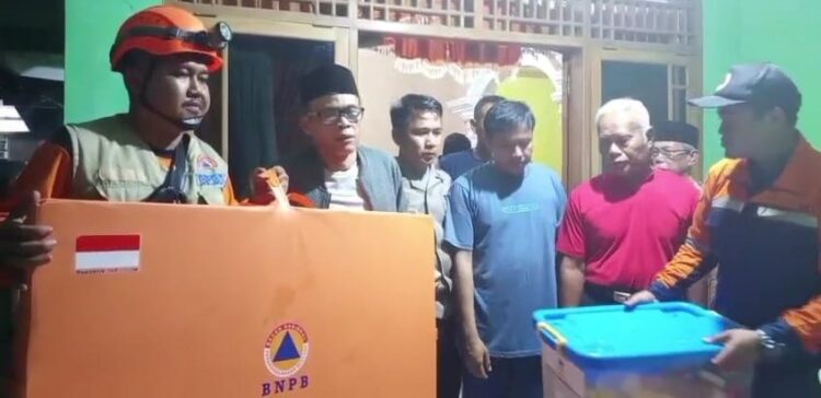 Pemkab Banyumas Tanggap Cepat Bantu Korban Longsor Darmakradenan