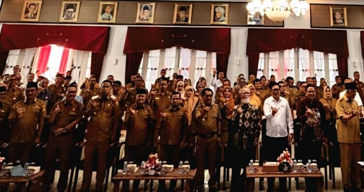 Rakor Perekonomian Sumbar : Kabupaten Solok Fokus Pada Pertanian dan Investasi Produktif