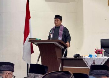 Bupati Solok Hadiri Rapat Kerja dan Pengukuhan Ketua LKAAM Kecamatan se-Kabupaten Solok Masa Bakti 2025-2030