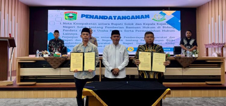 Penandatanganan MoU Antara Pemerintah Kabupaten Solok dan Kejaksaan Negeri Solok