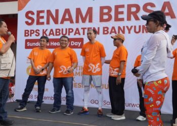 Ribuan Warga Banyumas Ikuti Senam Dalam Rangka Sosialisasikan Sensus Ekonomi 2026