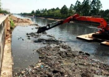 Dinas Sumber Daya Air, Bina Marga, dan Bina Kontruksi, (SDA-BMBK) Pastikan Normalisasi Sungai Atasi Banjir di Kabupaten Bekasi