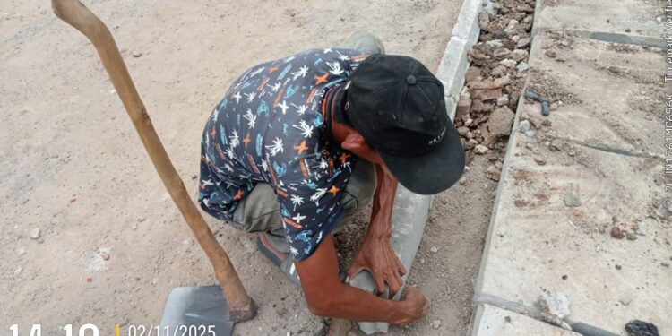 Peningkatan Kualitas Pemukiman Kumuh Paket 1 Curug Kemanisan Diduga Minim Pengawasan Pekerjaan Asal Jadi