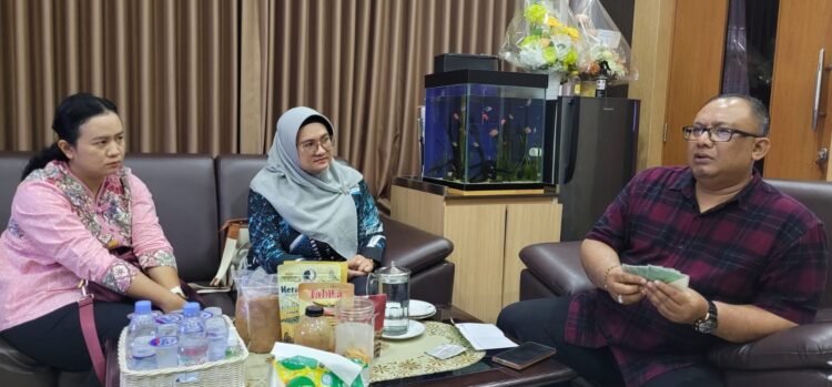 Bupati Banyumas Gagas ASN Gotong Royong Lindungi Pekerja Informal