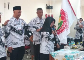 PGRI Kecamatan Cilodong Miliki Pengurus Baru, H. Nisar: Amanah Selalu Mengandung Risiko