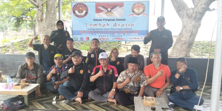 LSM Lembah Arasia Rapat Koordinasi Dan Konsolidasi Di Warung Putri Kuning Kawasan Wisata Gudang Peluru Suramadu