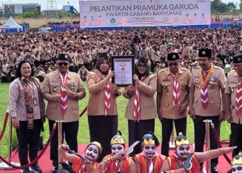 MURI Resmi Catat Pelantikan 13.149 Pramuka Garuda Banyumas Cinta Bangga Paham Rupiah Masuk Rekor Indonesia