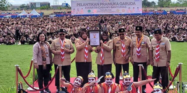 MURI Resmi Catat Pelantikan 13.149 Pramuka Garuda Banyumas Cinta Bangga Paham Rupiah Masuk Rekor Indonesia