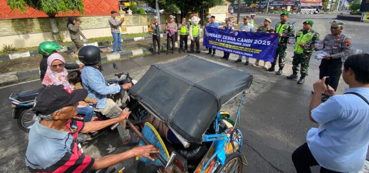 Sosialisasi Terpadu Operasi Zebra Candi 2025, Polres Purbalingga Hadirkan Badut dan Wayang