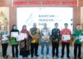 Bupati Sadewo Serahkan Penghargaan Kepada Inovator Banyumas