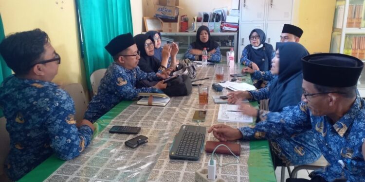 PGRI Kecamatan Sawangan Gelar Rapat Pemantapan HUT PGRI & HGN 2025