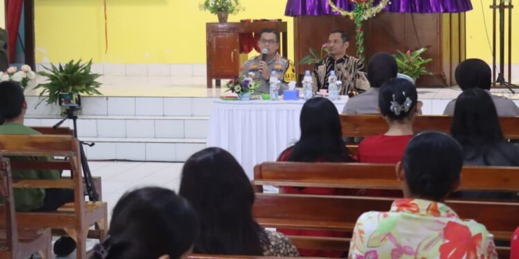 Polres Purbalingga Sosialisasikan Penanggulangan Kenakalan Remaja dan Bullying di GKJ Pengalusan