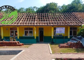 Miris!? CV Maju Rangga Jaya Pelaksana Rehabilitasi SDN Neglasari Rp. 119 Juta lebih, Pekerja Tanpa Gunakan K3