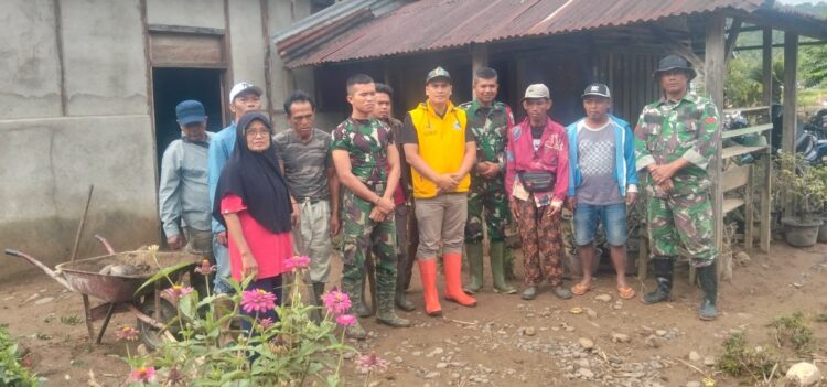 Trio Karno Vivo Kerahkan Pemuda Ujung Ladang untuk Goro Masal Pasca Banjir Bandang di Padang Belimbing