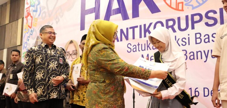 Puncak Peringatan Hakordia Banyumas, Wabup Lintarti : Jadikan Setiap Hari Sebagai Hari Antikorupsi