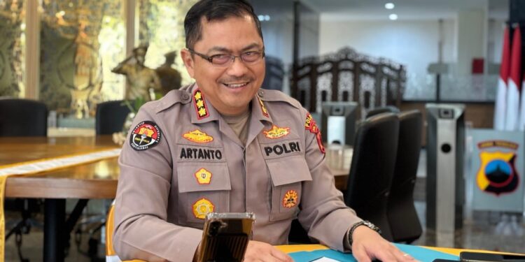Polda Jateng Apresiasi Aksi Serikat Pekerja di Gubernuran yang Tertib dan Kondusif