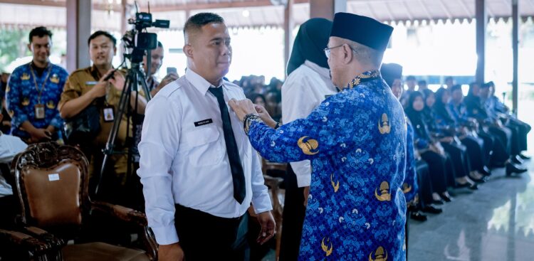 4.139 PPPK Paruh Waktu Banyumas Terima SK, Sadewo Ingatkan Peran Pelayanan Publik