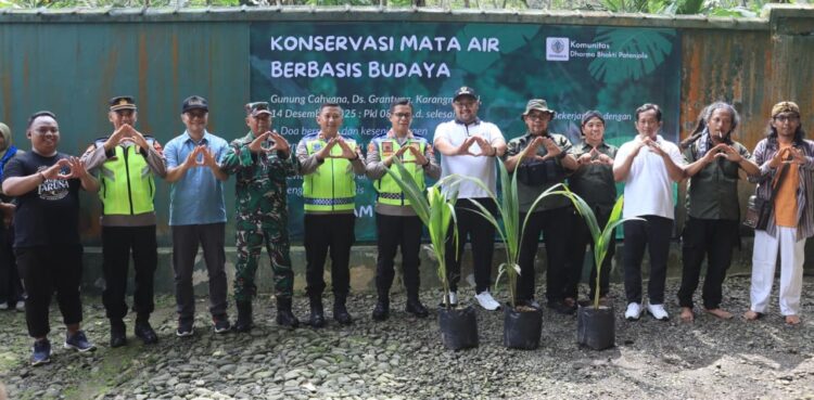 Polres Purbalingga Dukung Pelestarian Alam Lewat Konservasi Mata Air Berbasis Budaya