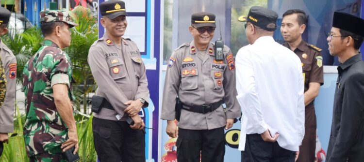 Pantau Posko Nataru, Forkopimda Banyumas Pastikan Keamanan dan Kenyamanan Masyarakat