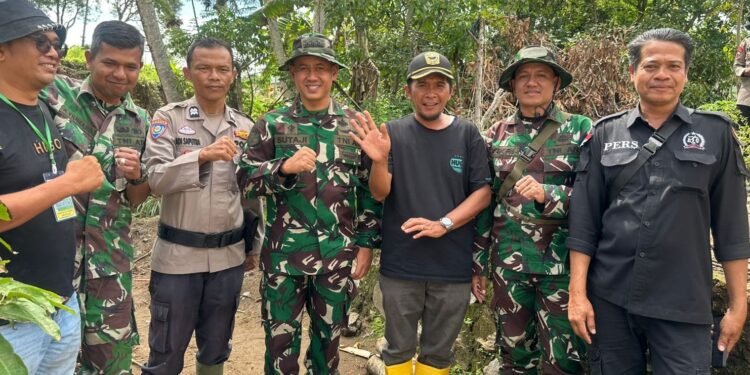 TNI AD Menyatu dengan Rakyat, 300 Prajurit Diterjunkan Pulihkan Solok Pascabencana