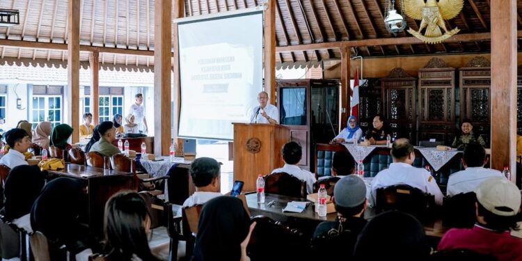 Bupati Banyumas Terima 160 Mahasiswa KKN Unsoed, Fokus Mitigasi Bencana