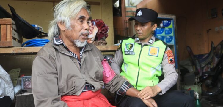 Dokkes Polres Purbalingga Berikan Pelayanan Kesehatan Gratis di Lokasi Bencana