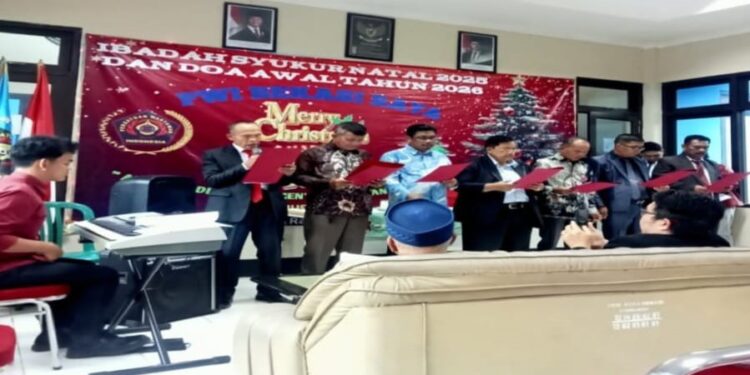 PWI Bekasi Raya Adakan Ibadah Ucapan Syukur Natal 2025 dan Awal Tahun Baru 2026 Dengan Khidmat di Sekretariat PWI Bekasi Raya