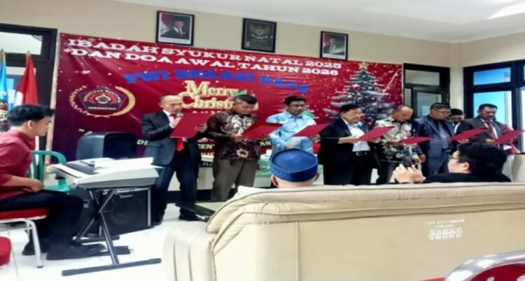 PWI Bekasi Raya Adakan Ibadah Ucapan Syukur Natal 2025 dan Awal Tahun Baru 2026 Dengan Khidmat di Sekretariat PWI Bekasi Raya