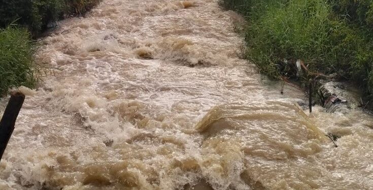 Jembatan Aek Haidupan Ambruk Akibat Banjir, Ketua Fraksi Golkar Ferry Silitonga minta Perhatian Pemerintah Serius Menangani