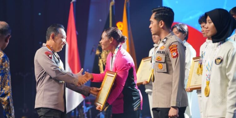 Kapolri Beri Apresiasi ke Atlet Polri dan Non-Polisi yang Berprestasi di Sea Games 2025